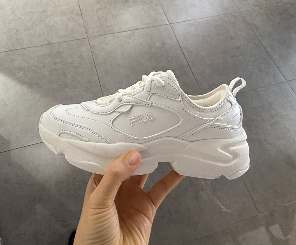 ☆FILA☆ Ray Trainer 1RM02768G001 11001RM02768G001 Celebrity's PICK] FILA Ray Trainer Unisex FILA Sneakers