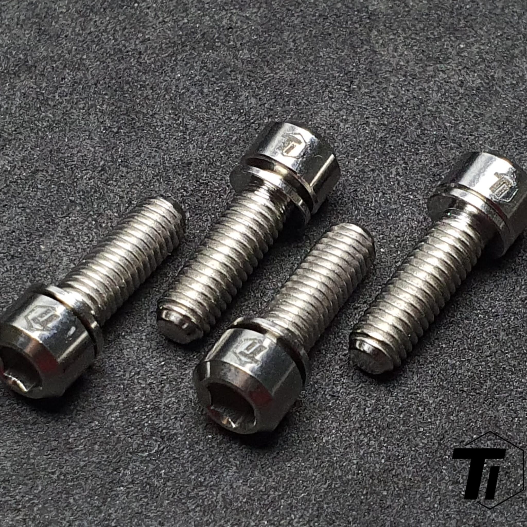 Titanium Upgrade for Trek Checkpoint| SL SLR MY23 | Frame hole Screw ...