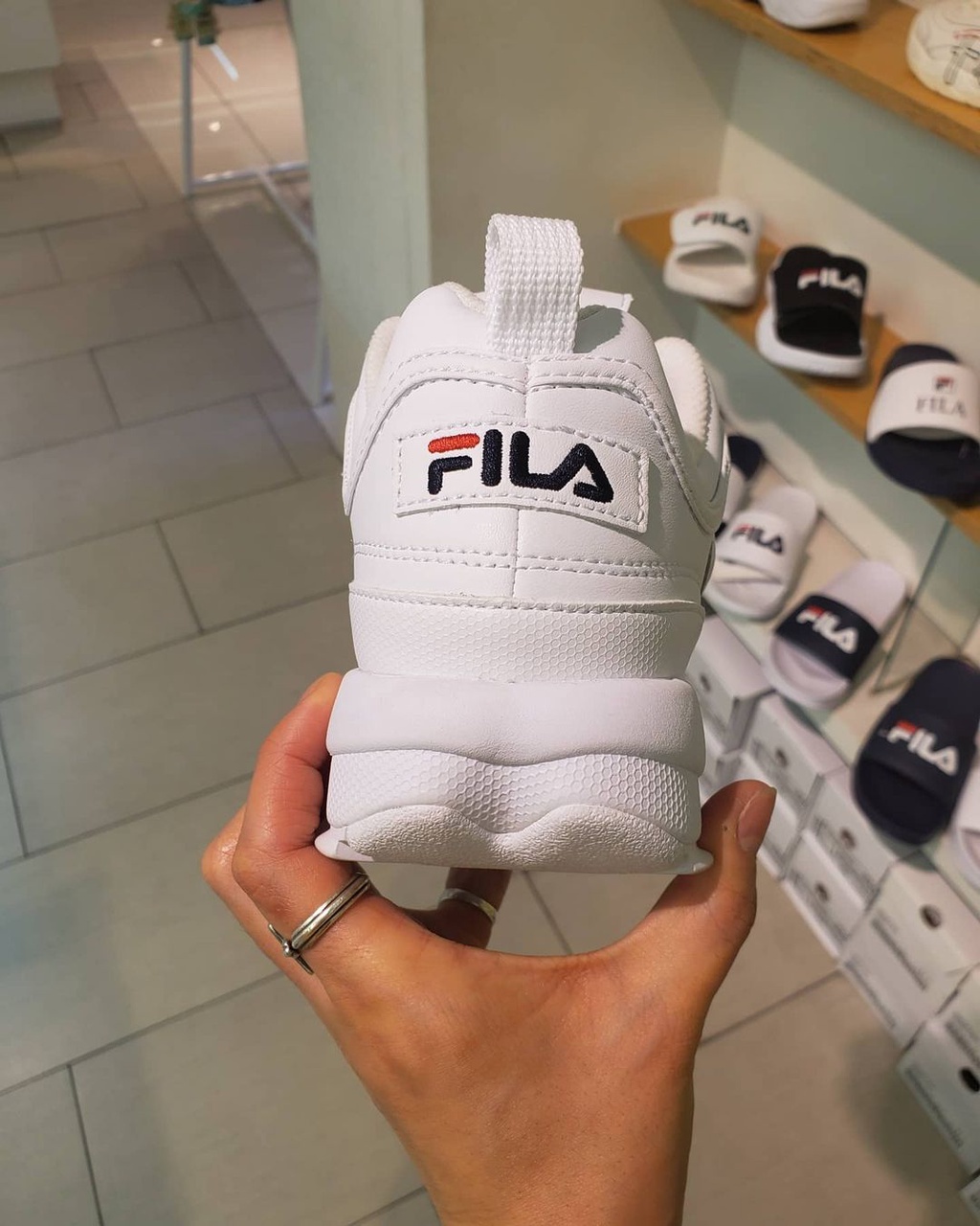 Original fila clearance disruptor vs fake