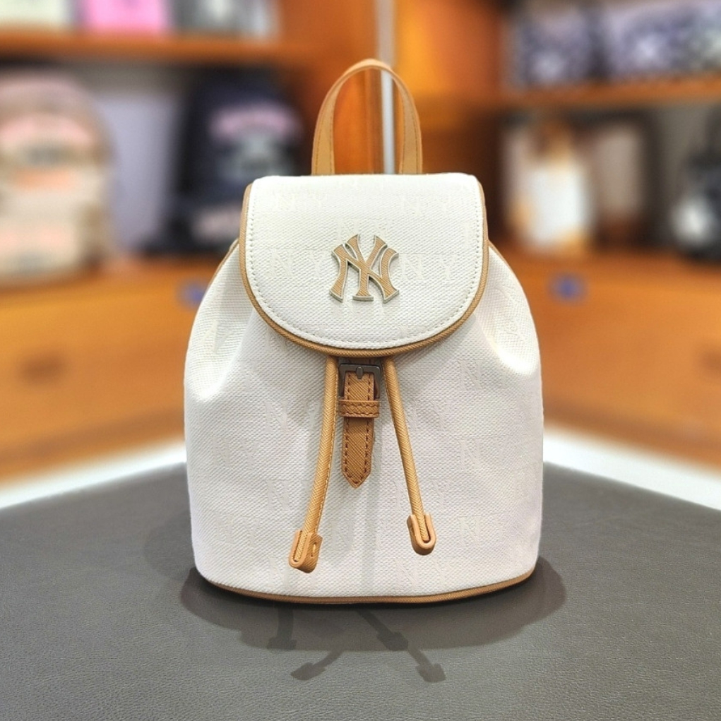 ハンドバッグ [ MLB ] CLASSIC MONOGRAM JAQUARD MINI BACKPACK Classic MONOGRAM Jacquard Mini Backpack NEW YORK YANKEES