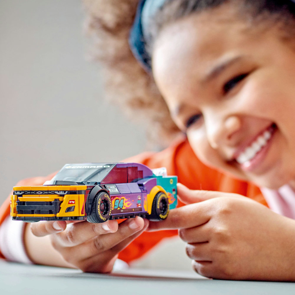 LEGO Speed Champions 76935 NASCAR Next Gen Chevrolet Camaro ZL1 ...