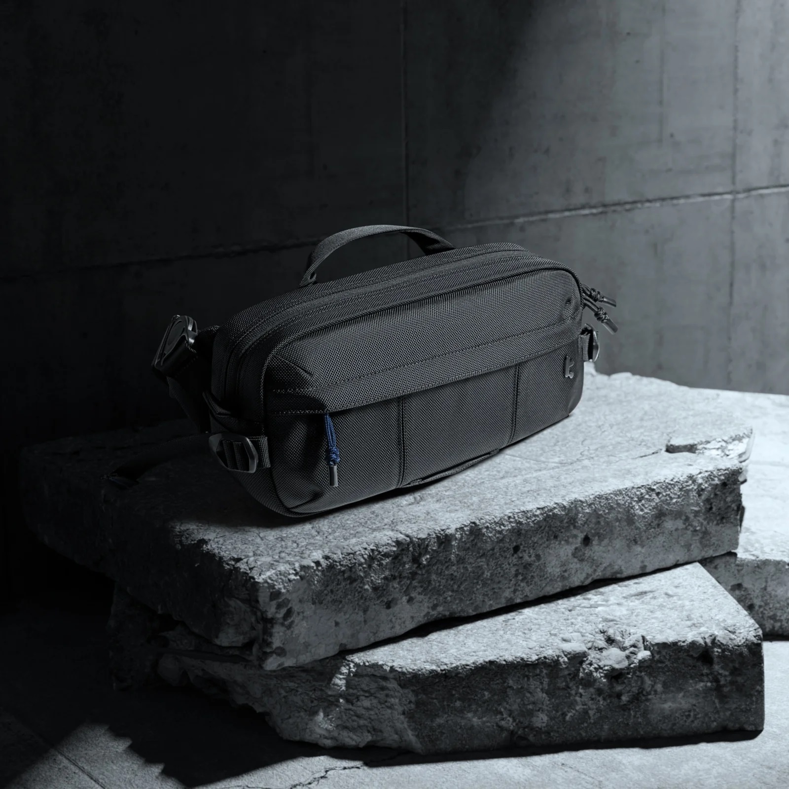 Tomtoc Wander-T26 Daily Sling Bag | 5.5L | Shopee Singapore