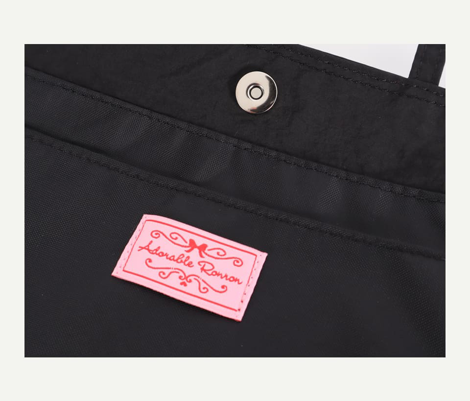 【RONRON】24SS新作★HEART SQUARE NYLON BAG RONRON HEART SQUARE NYLON BAG | Shopee Singapore