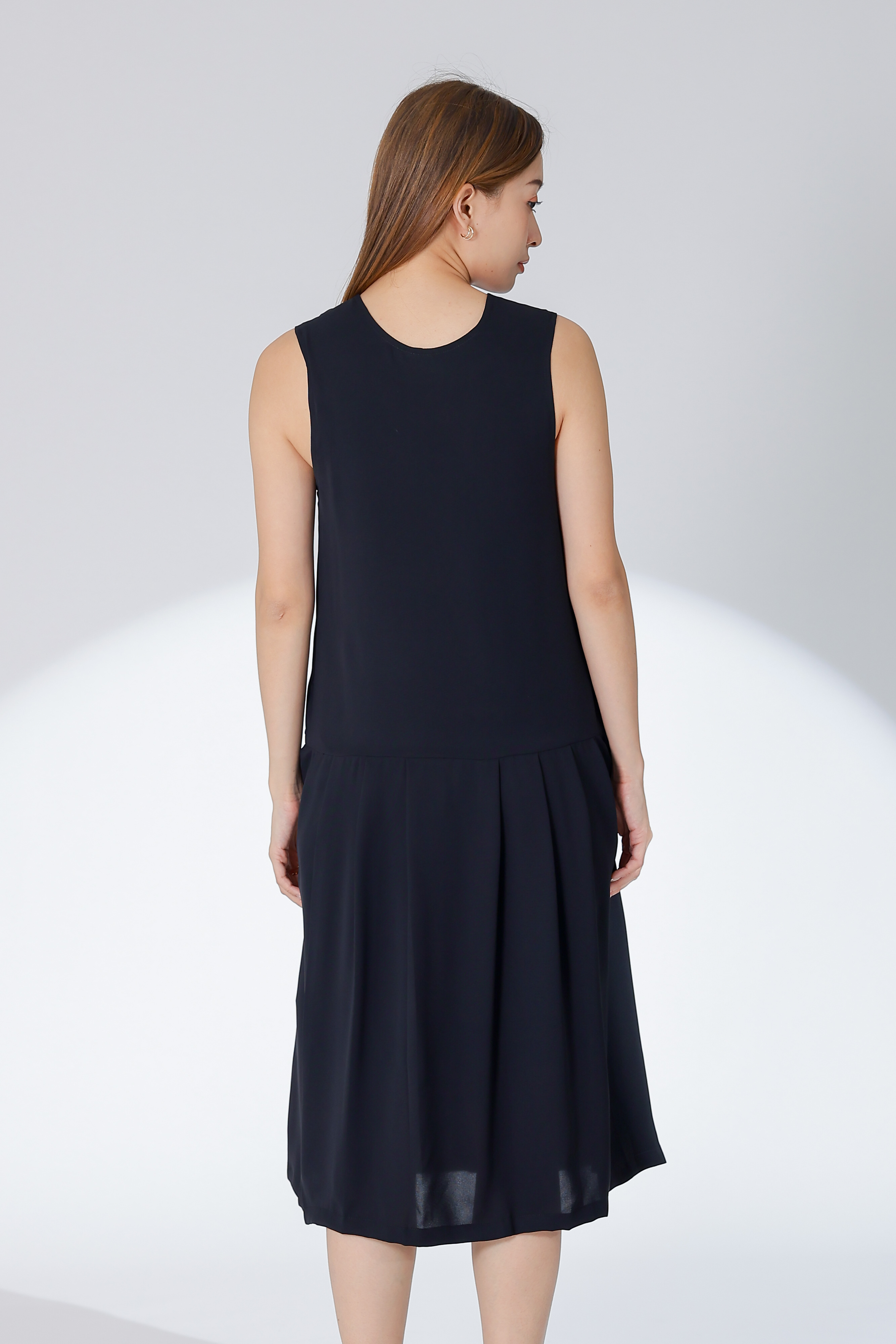 MMRS. Garb - Corrine Reversible Dress - Black | Shopee Singapore