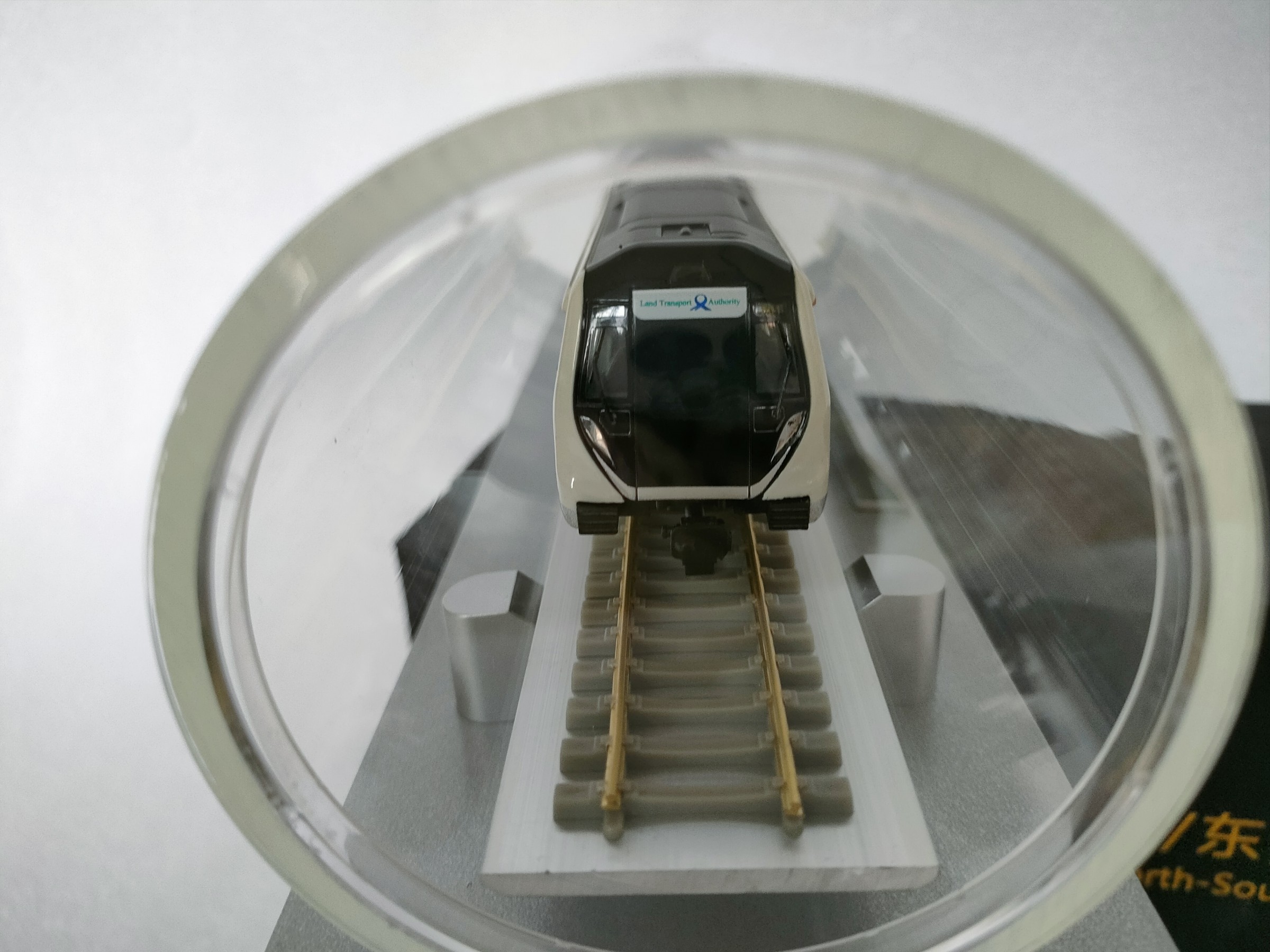 Singapore MRT R151 Train for North-South/East-West Lines Model (1:87 ...