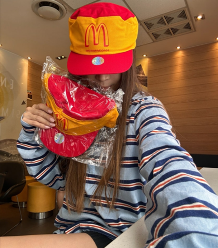 McDonald's x PEACEMINUSONE] GD G-DRAGON Limited Edition Shoulder Bag ...