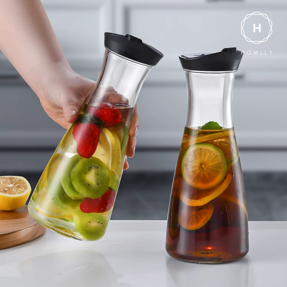 Homlly 1L Glass Water Carafe Clear Pitcher with Flip Top Lid (Round ...