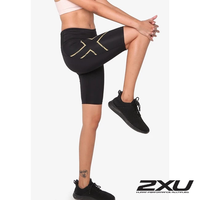 2xu mid rise shorts