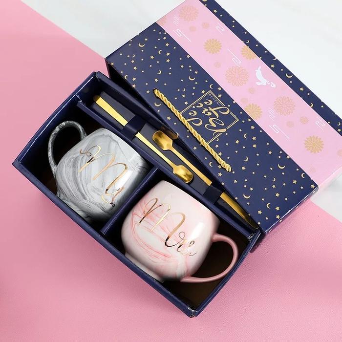 Wedding Gift Mug Couple Mr Mrs Navy Set Gelas Mr Mrs Mewah Marble Keramik dengan Gift Box untuk