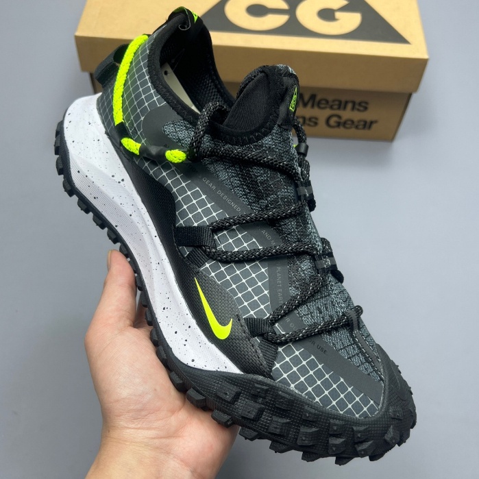 Nike acg hiking hot sale shoes mens