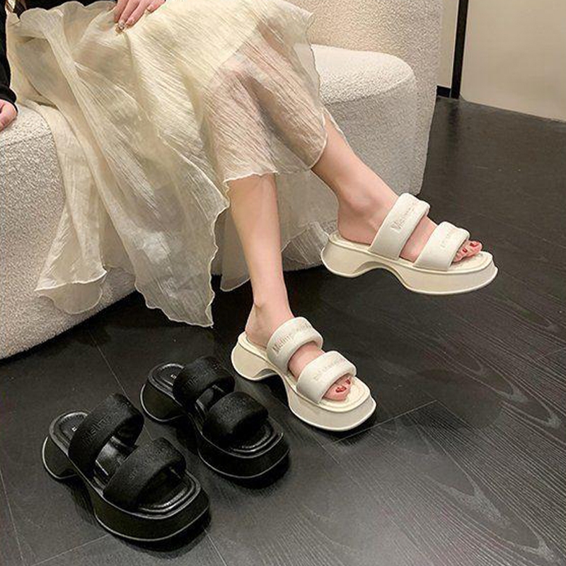 Fshow New Fashion Women s Sandals Very Cute Shape With Double Straps Approximate 1.5 Inch Heel The Material Is Full Of Rubber You Can Wear It. Shopee Singapore