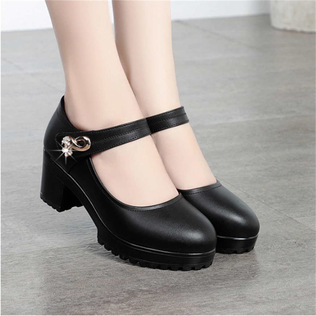 Middle Aged And Elderly Round Head Solid Color Grandma Single Shoes Soft Mouth Velcro Slope For Ladies Shopee Singapore