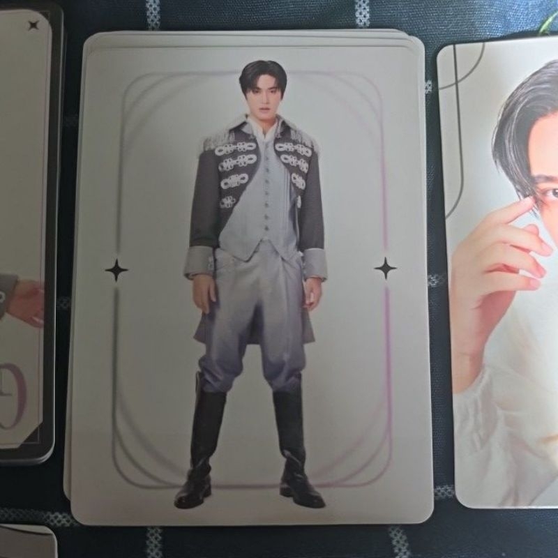 Split Leaf Gemini Fourth Run the world concert Collectible