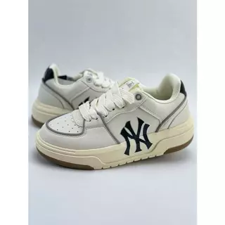 MLB チャンキーランナー ベーシック NY (Cream) Buy MLB chunky runner At Sale Prices Online - July 2025