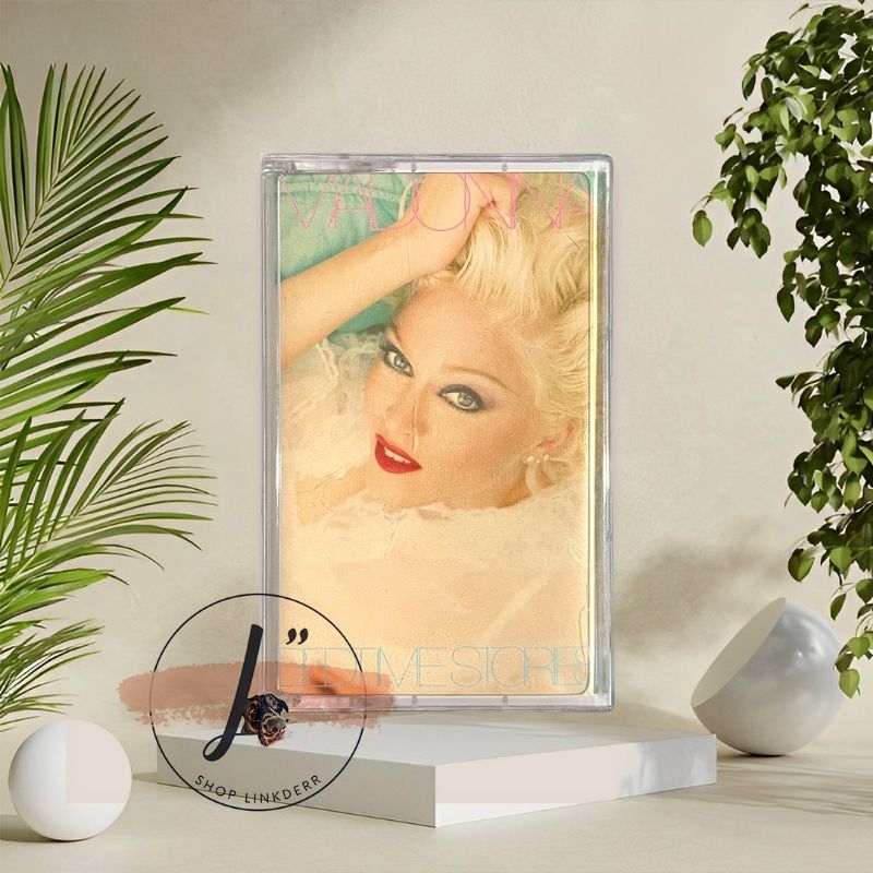 MadonnaBedtime Stories Music Tapes cassette tape Universal Shopee