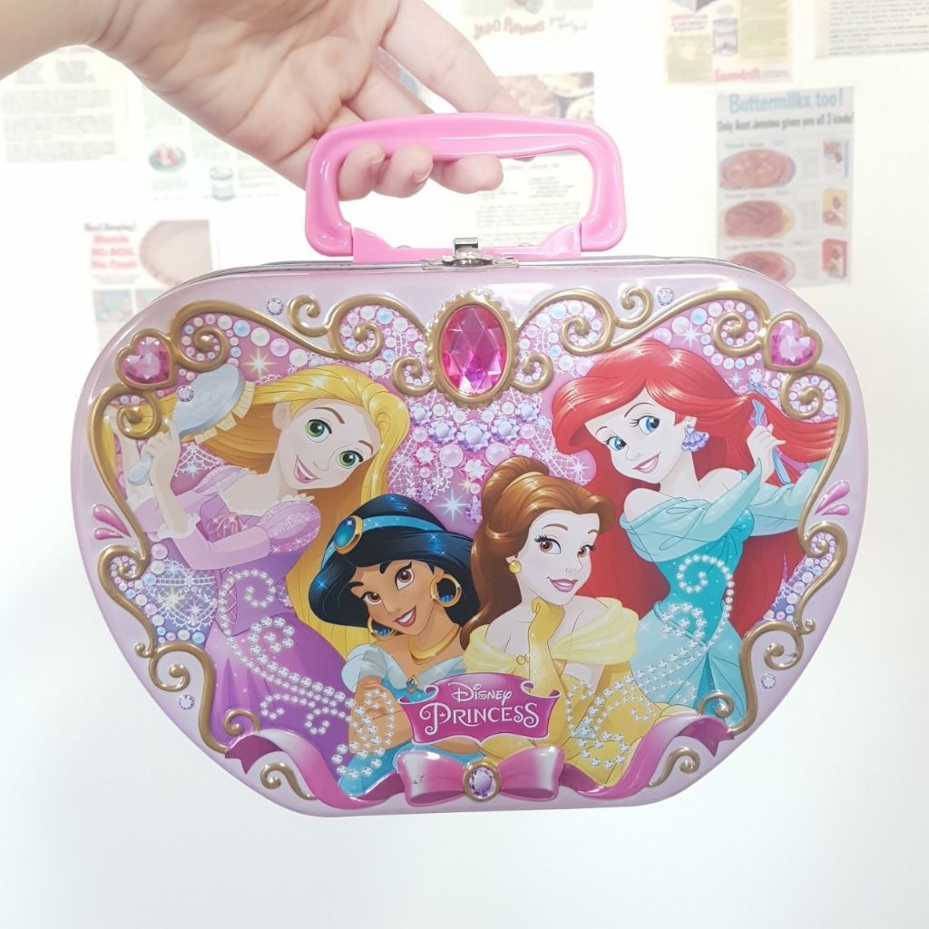 Disney Princess Pattern Storage Box There Are Handles Second Hand ...