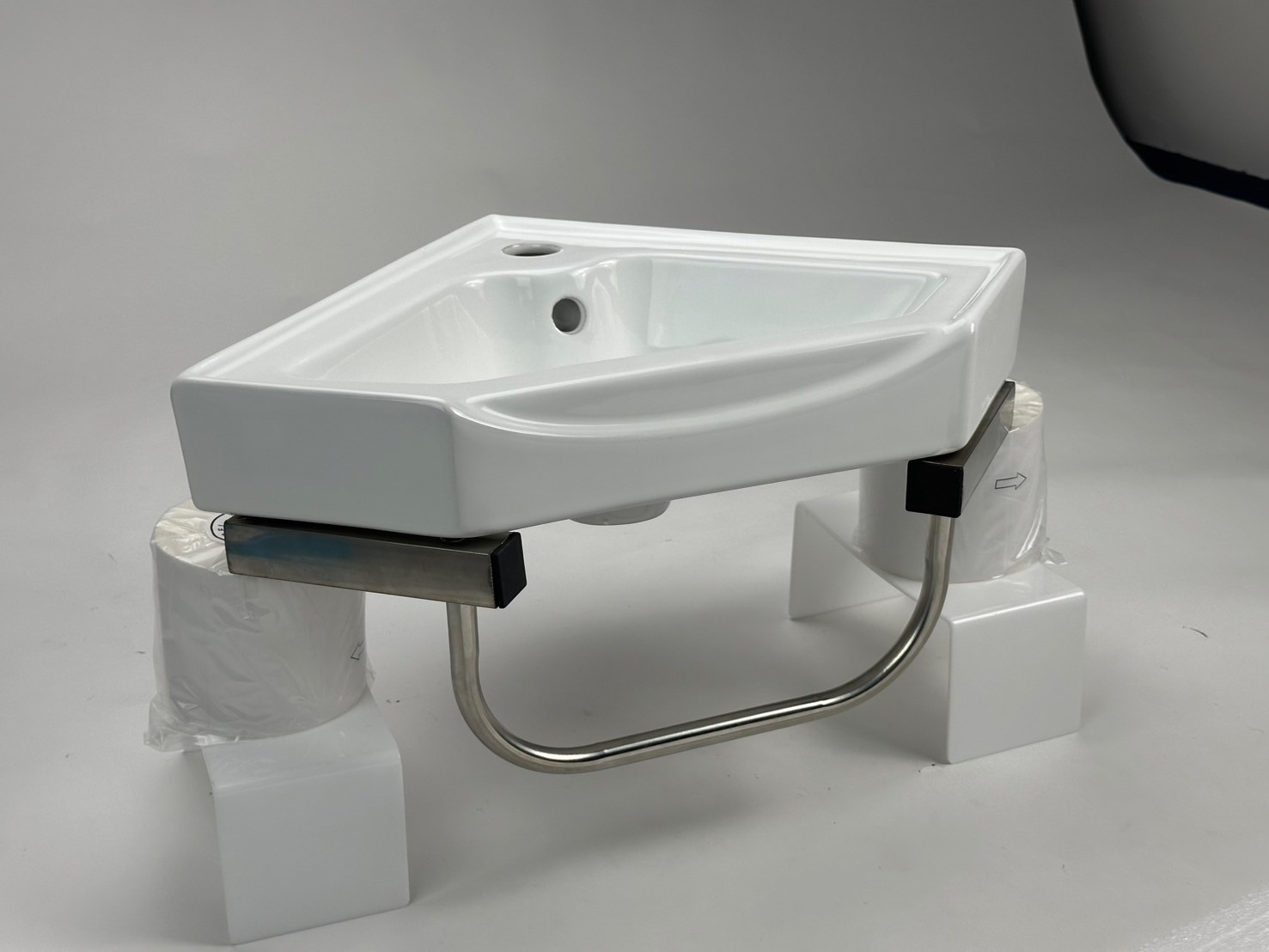 Forward Bathroom Sink Floating Wall Corner Design Ceramic Material ...