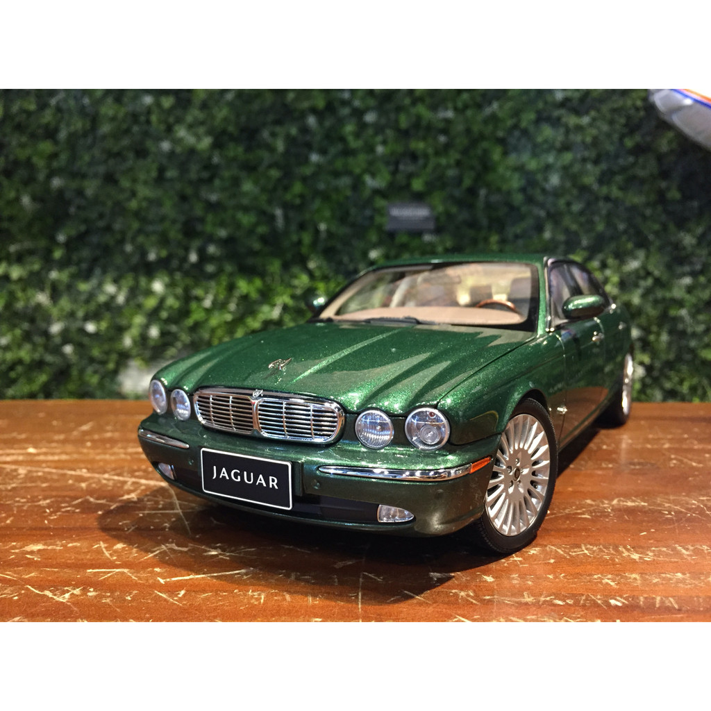 1/18 Almost Real Jaguar XJ6 (X350) Racing Green 810502[MGM] | Shopee ...