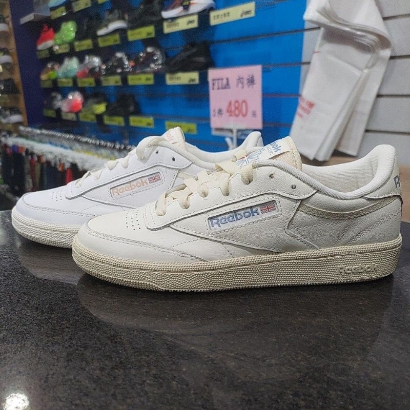 REEBOK Club C 85 Women s Casual Shoes 100074235 Beige 100074234 White Retro Time Sneakers Popular Style