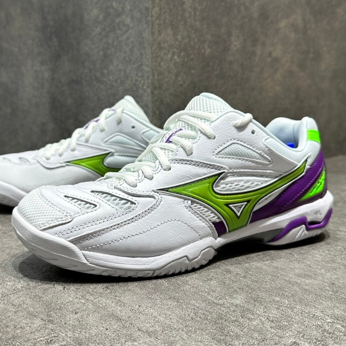 Mizuno badminton shoes wave fang ss best sale