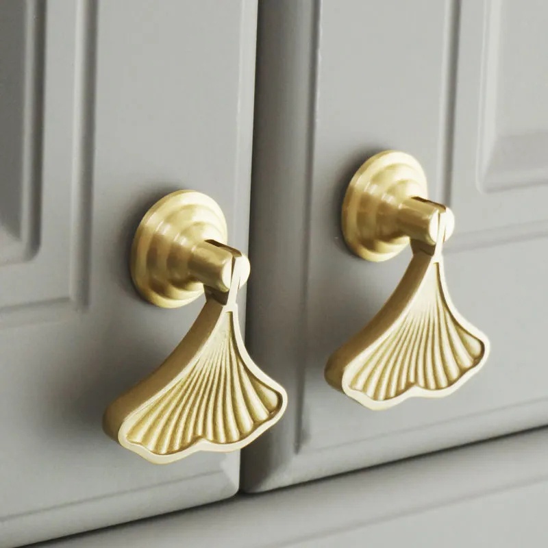 Gold Leaf 1 Piece Brass Handles Furniture Cabint Pulls Luxury Wardrobe