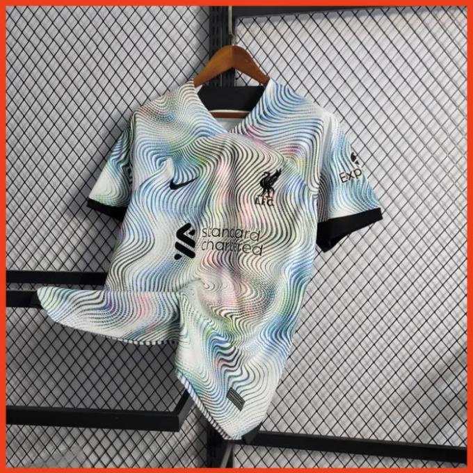 Clearance Sale Football Shirt / Club Soccer Shirt LIVERPOOL (Shirt