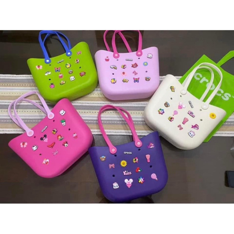 Crocs estate 2019 best sale
