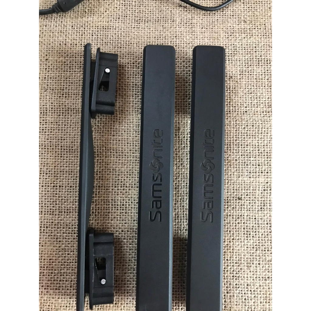 Samsonite suitcase handle is a highquality product with good load