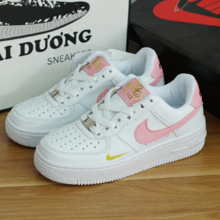 Air force 1 pink on sale swoosh