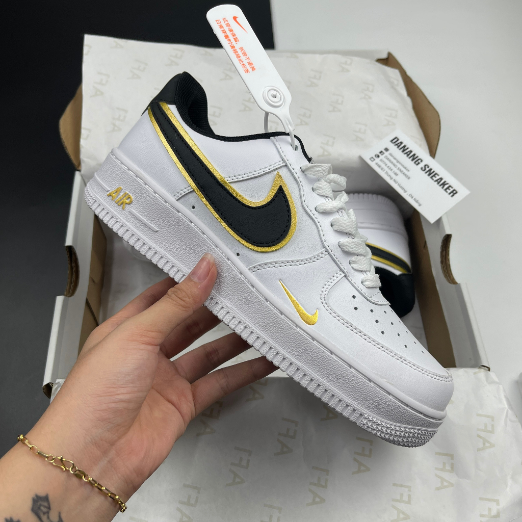 Air force 1 hot sale gold and black