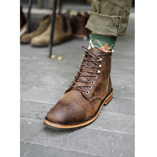 Red wing boots on sale 42