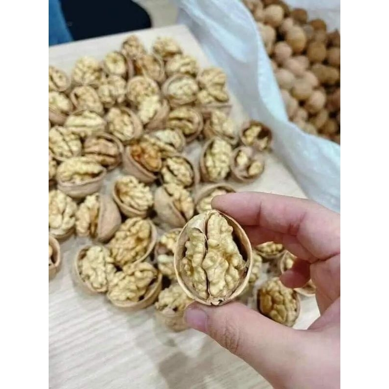 Hand Peeled Walnuts (Vacuum Suction) | Shopee Singapore