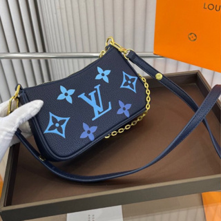 VIP 】Louis Vuitton Officier Pouch With Strap - PRINCESS Fashion {ส่งฟรี  ems} : Inspired by LnwShop.com