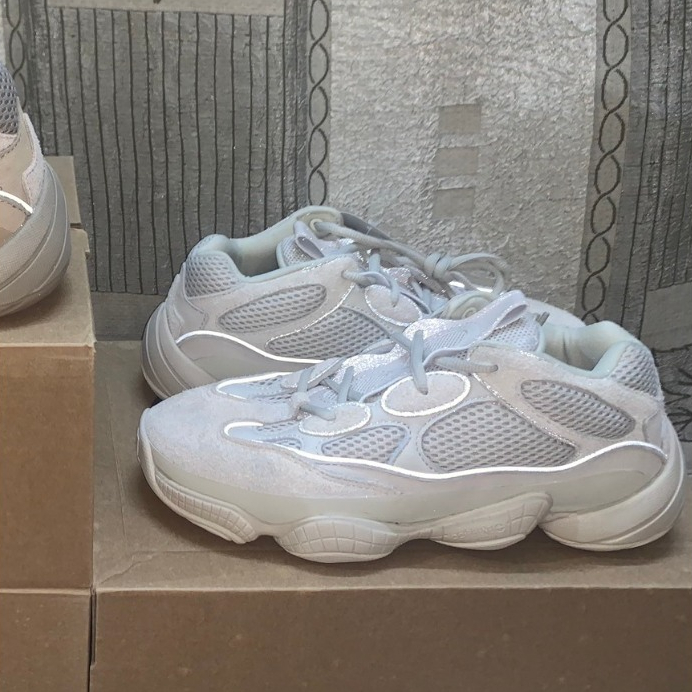 Reflective yeezy sale 500