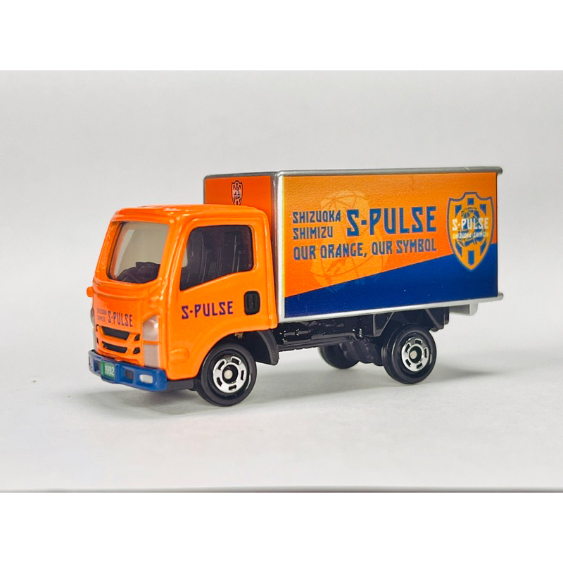 Hobby Store Tomica Isuzu ELF Truck model car Orange Truck (No Box