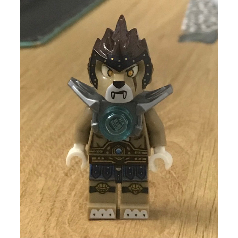 Lego best sale chima figurine