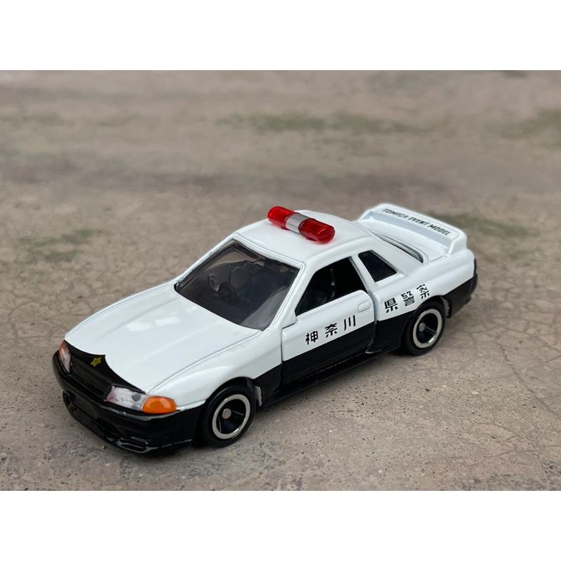 Tomica Nissan R32 Police Model Car (Slight Scratches) | Shopee Singapore