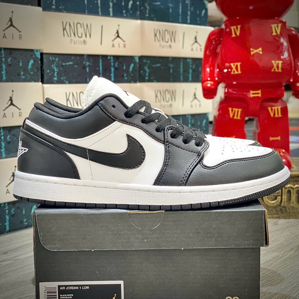 Air Jordan 1 Low Panda (2023)