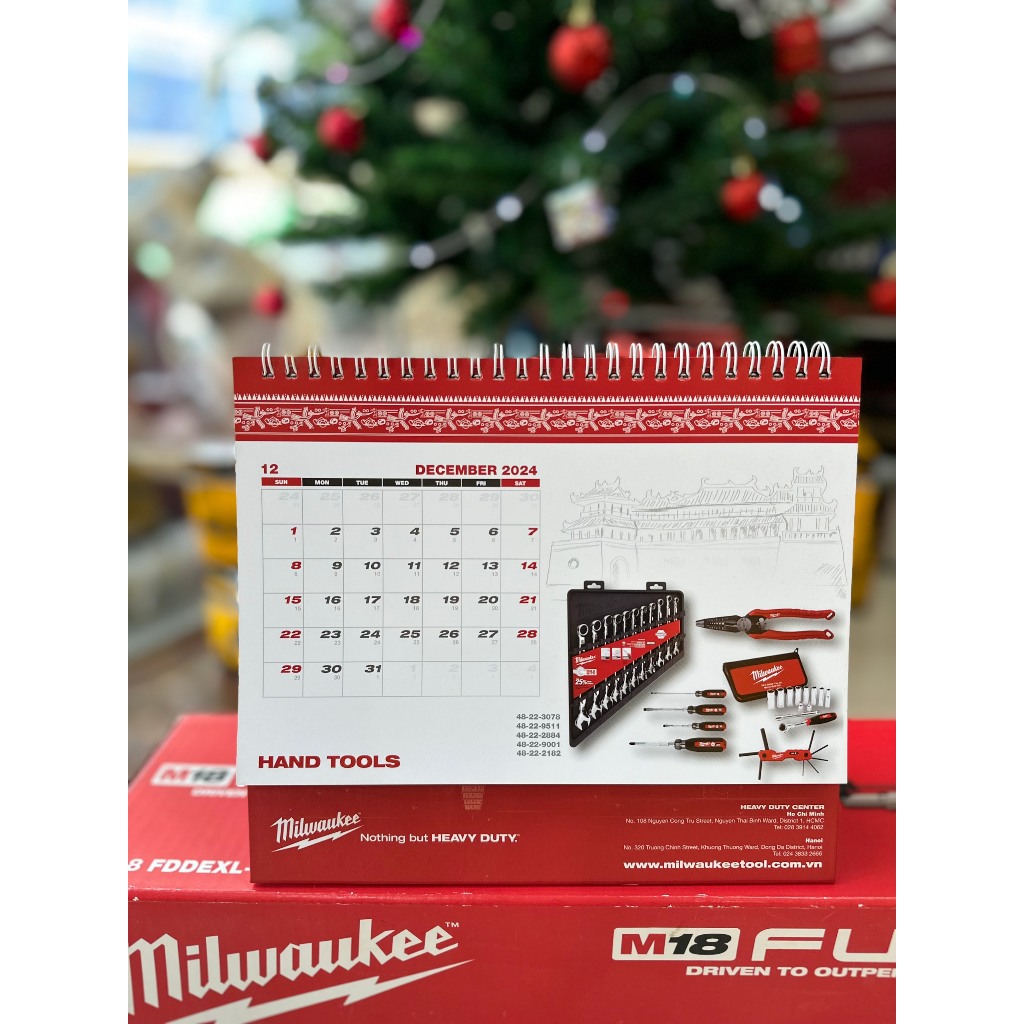 Desktop Calendar 2024 MILWAUKEE Shopee Singapore