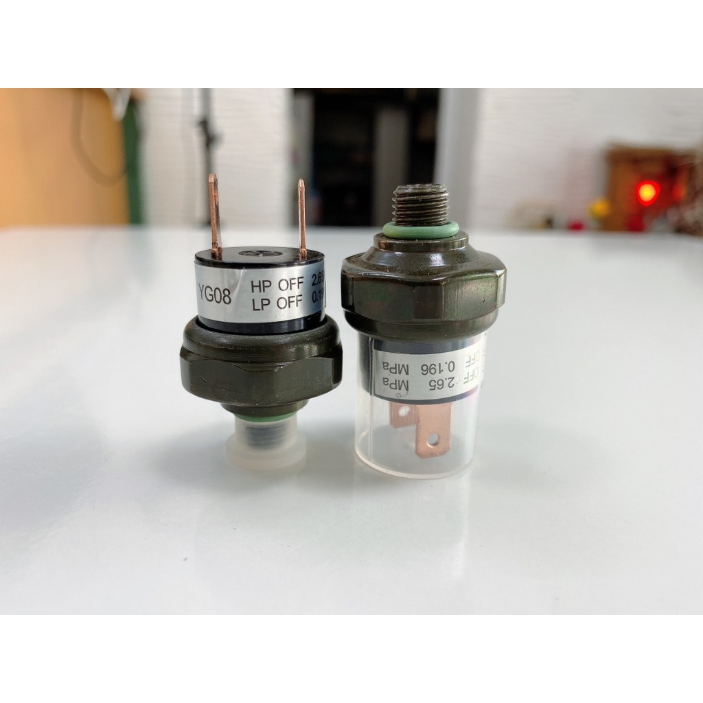 Pressure Valve For Car Air Conditioner 12V 24V 2Pin Opening And