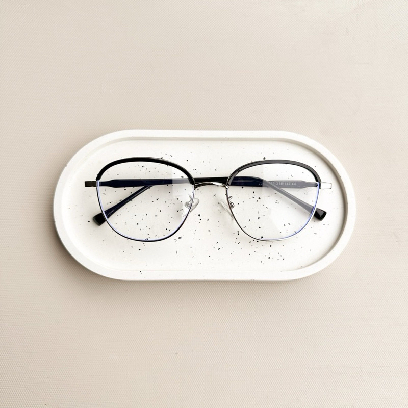 Round faux glasses online