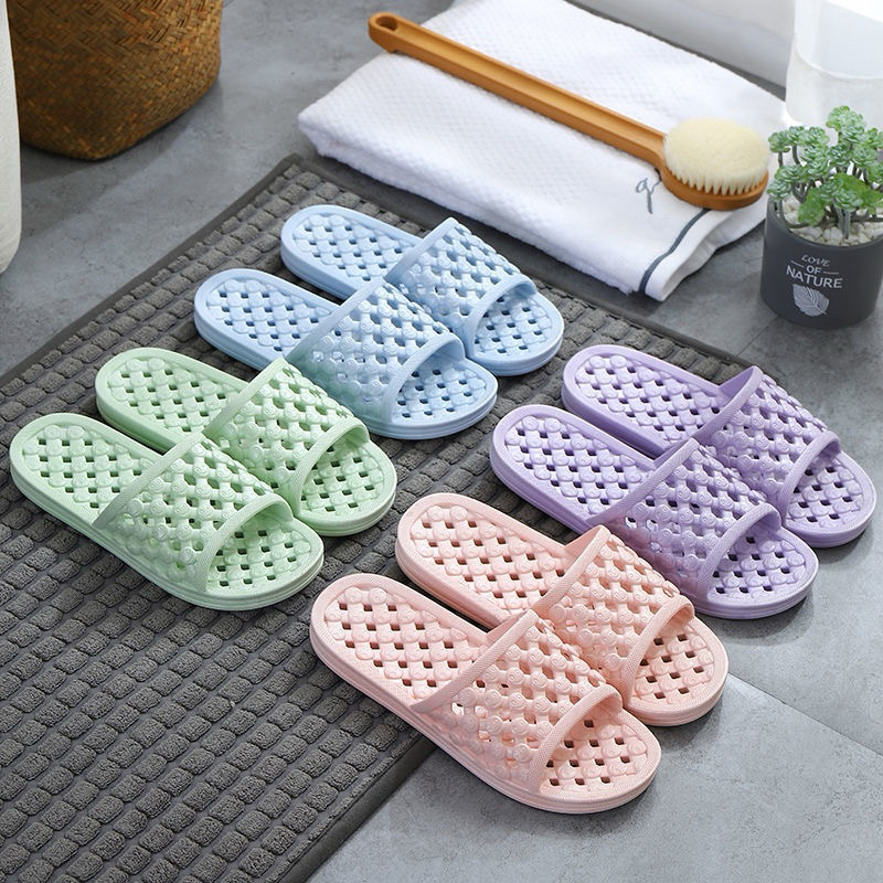 Bathroom slippers, toilet slippers made of molded plastic