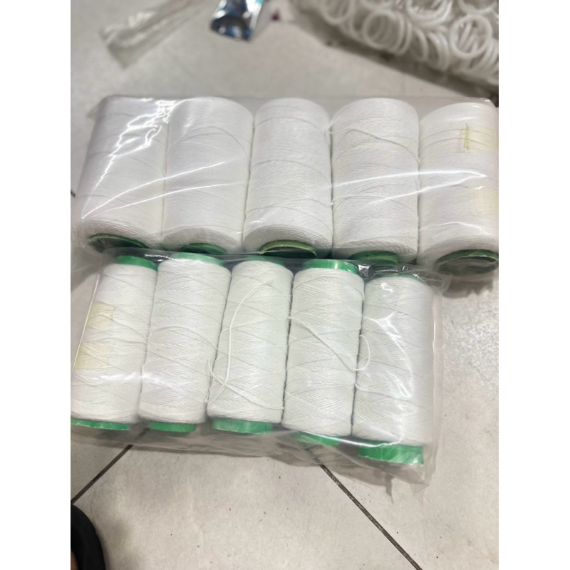 1 Roll of bag sewing thread, construction thread, kite flying thread ...