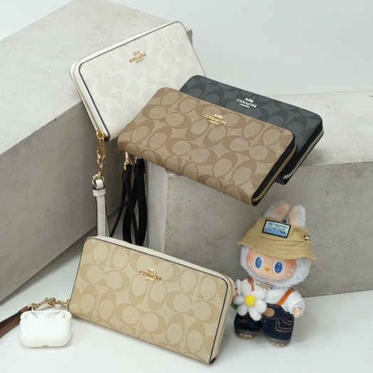 Hand wallet coach hotsell
