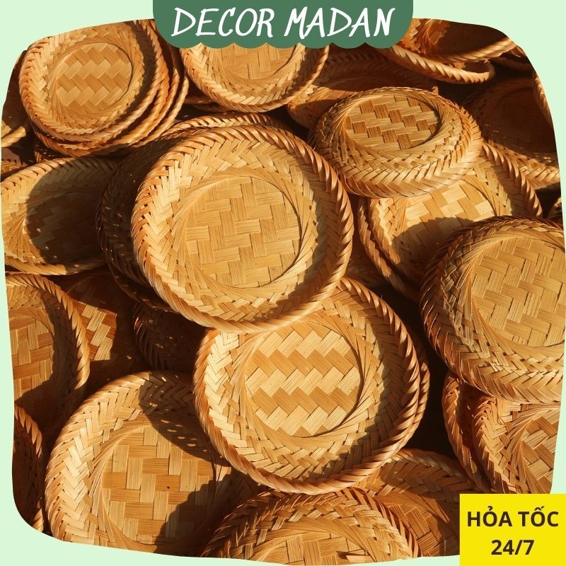Bamboo plates, bamboo mats for sticky rice, decorating trays for ...