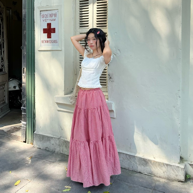 Red checkered long flared skirt Aufra studio Shopee Singapore