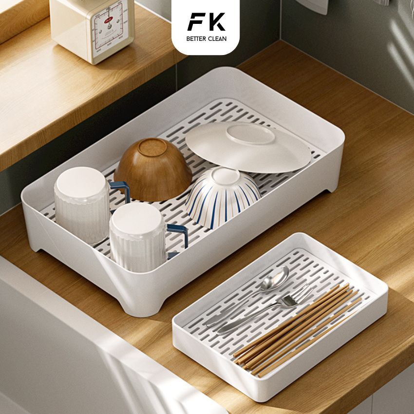 Dish and dish rack with drip tray, bowl rack and plastic dish rack with ...
