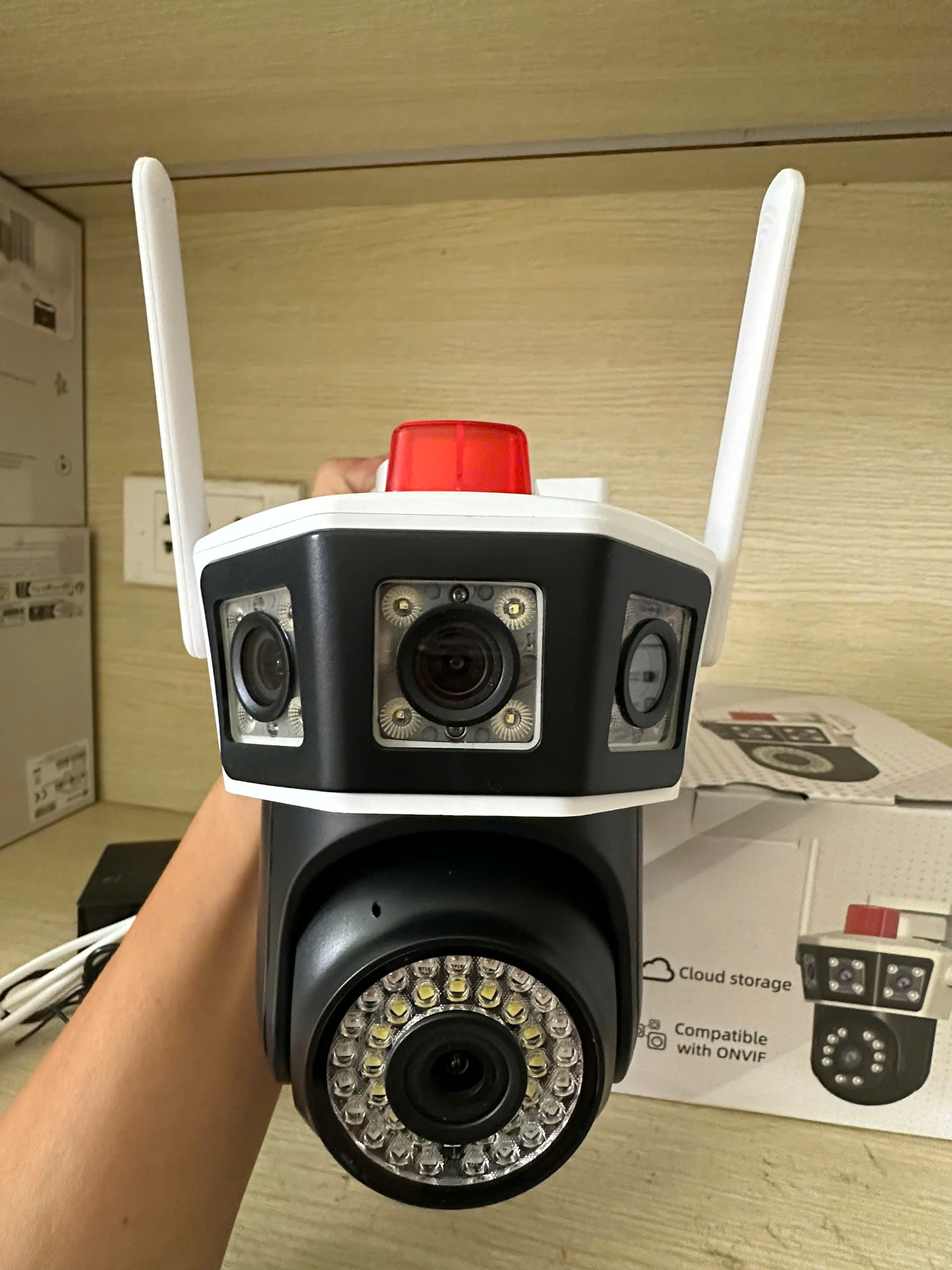 [New 2024] Yoosee 4eye Outdoor Camera, 3 Separate 15MP Screens